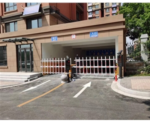青岛小区停车场出入口设备